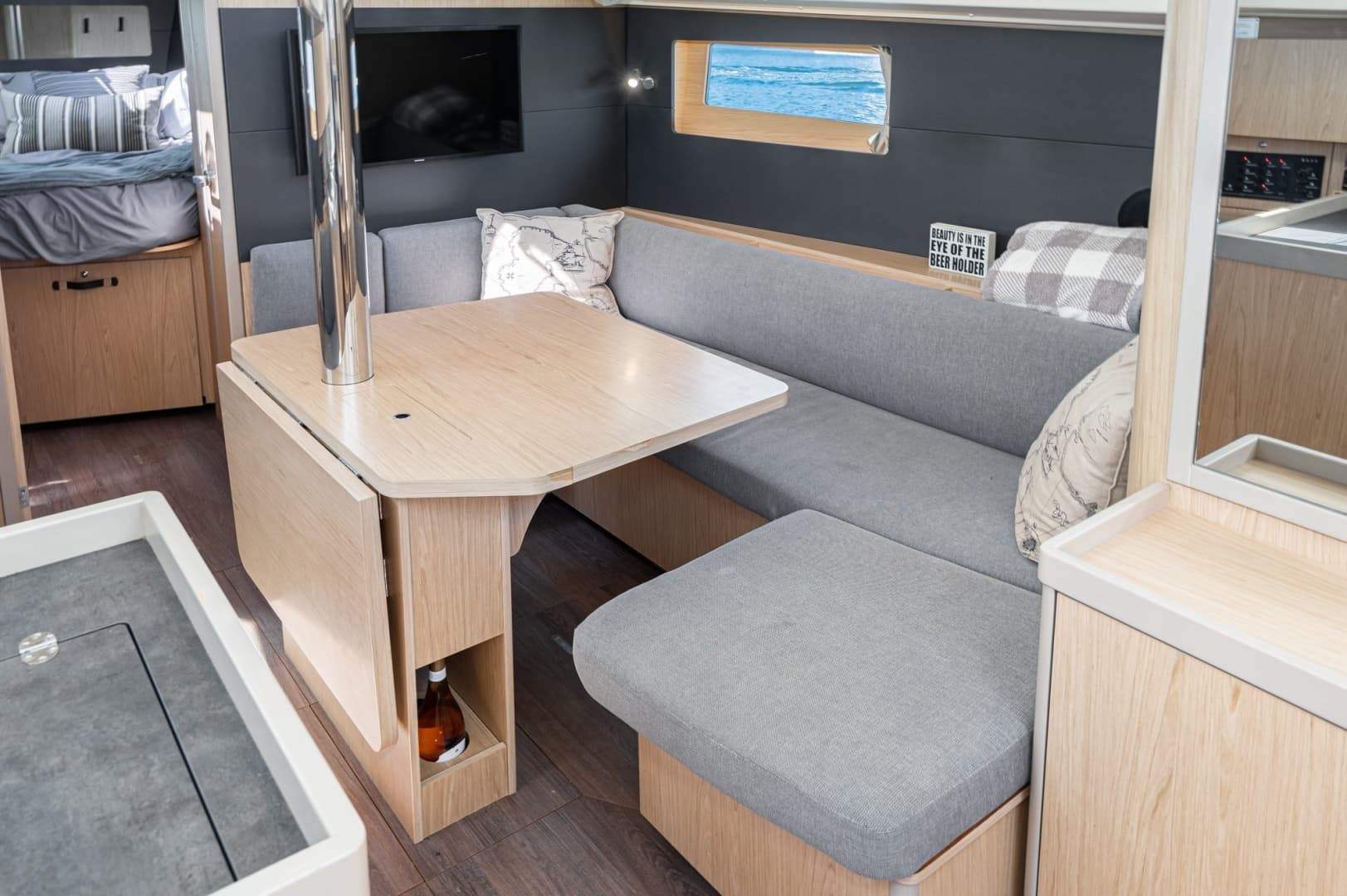 2018 Beneteau Oceanis 41.1