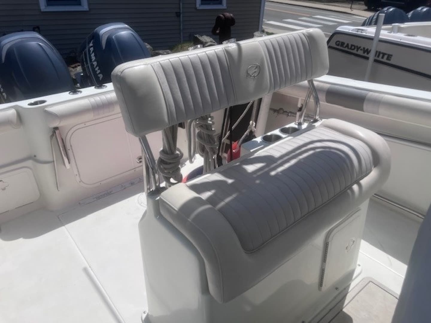 Helm Bench Seat