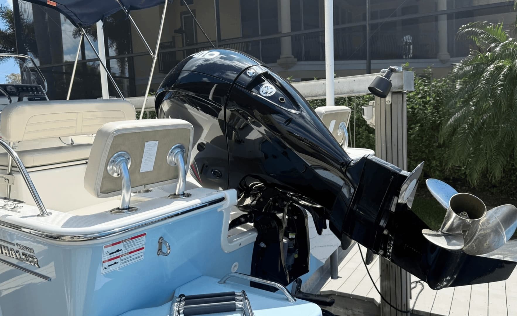 2023 Boston Whaler 190 Montauk