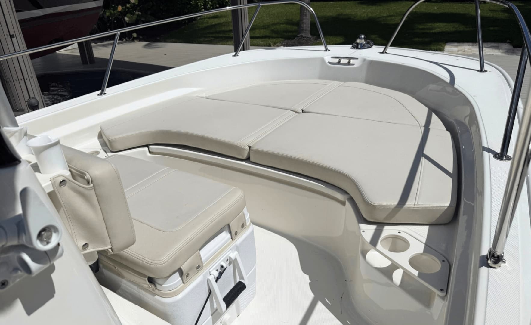 2023 Boston Whaler 190 Montauk