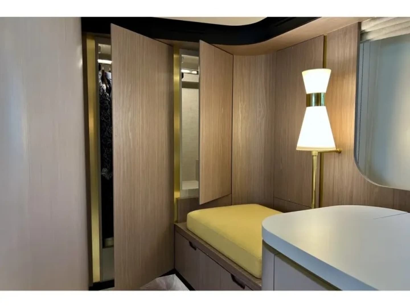 2024 Azimut FLY 60