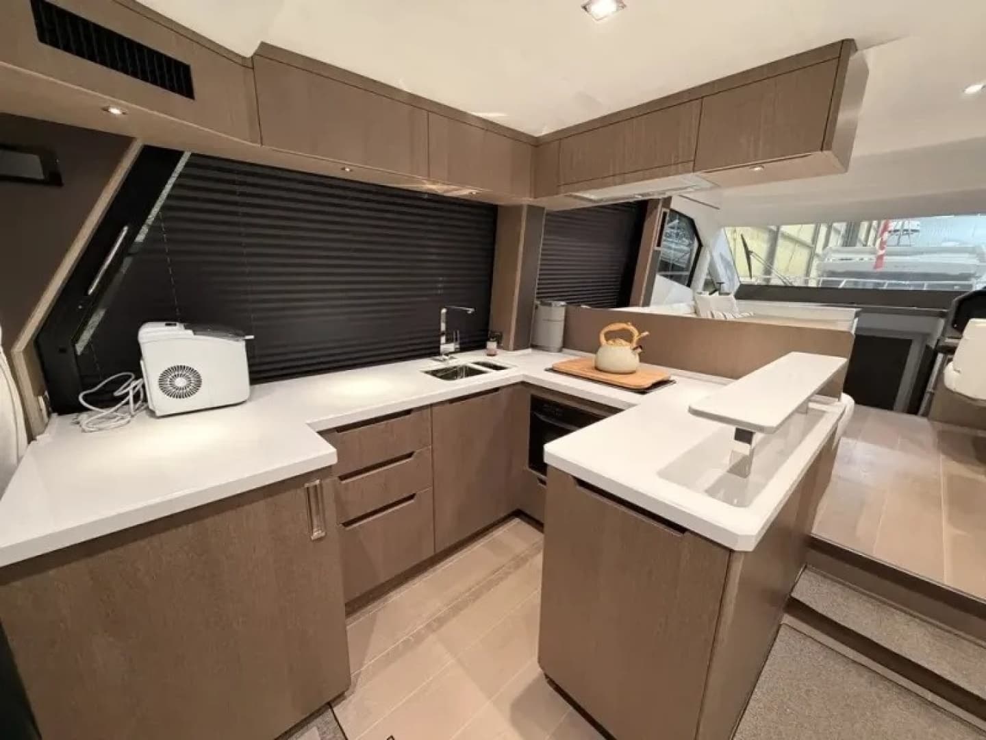 2023 Galeon 500 FLY