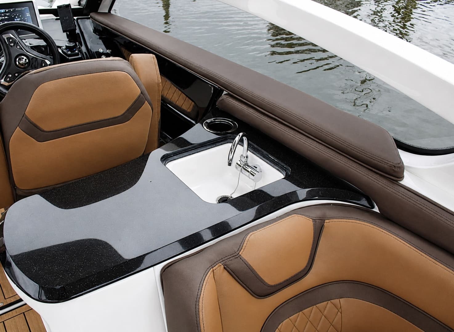 2024 Yamaha Boats 275SD