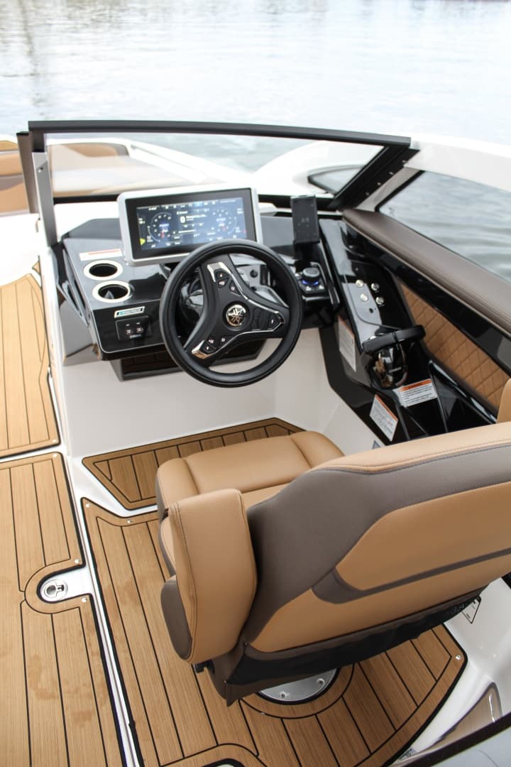 2024 Yamaha Boats 275SD