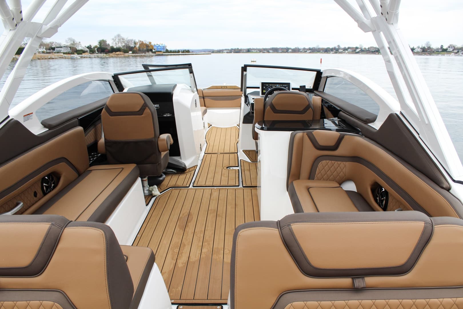 2024 Yamaha Boats 275SD