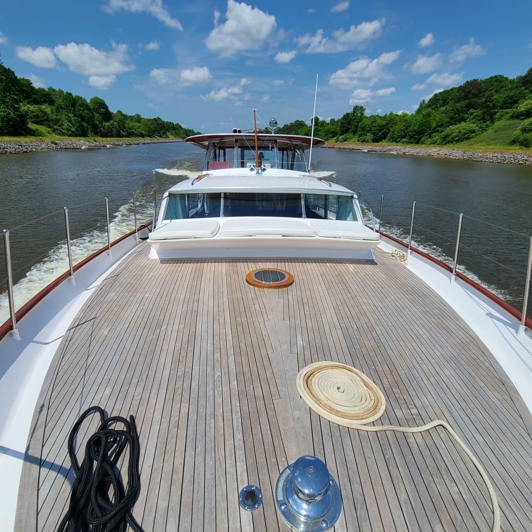 1965 Chris-Craft Roamer 58
