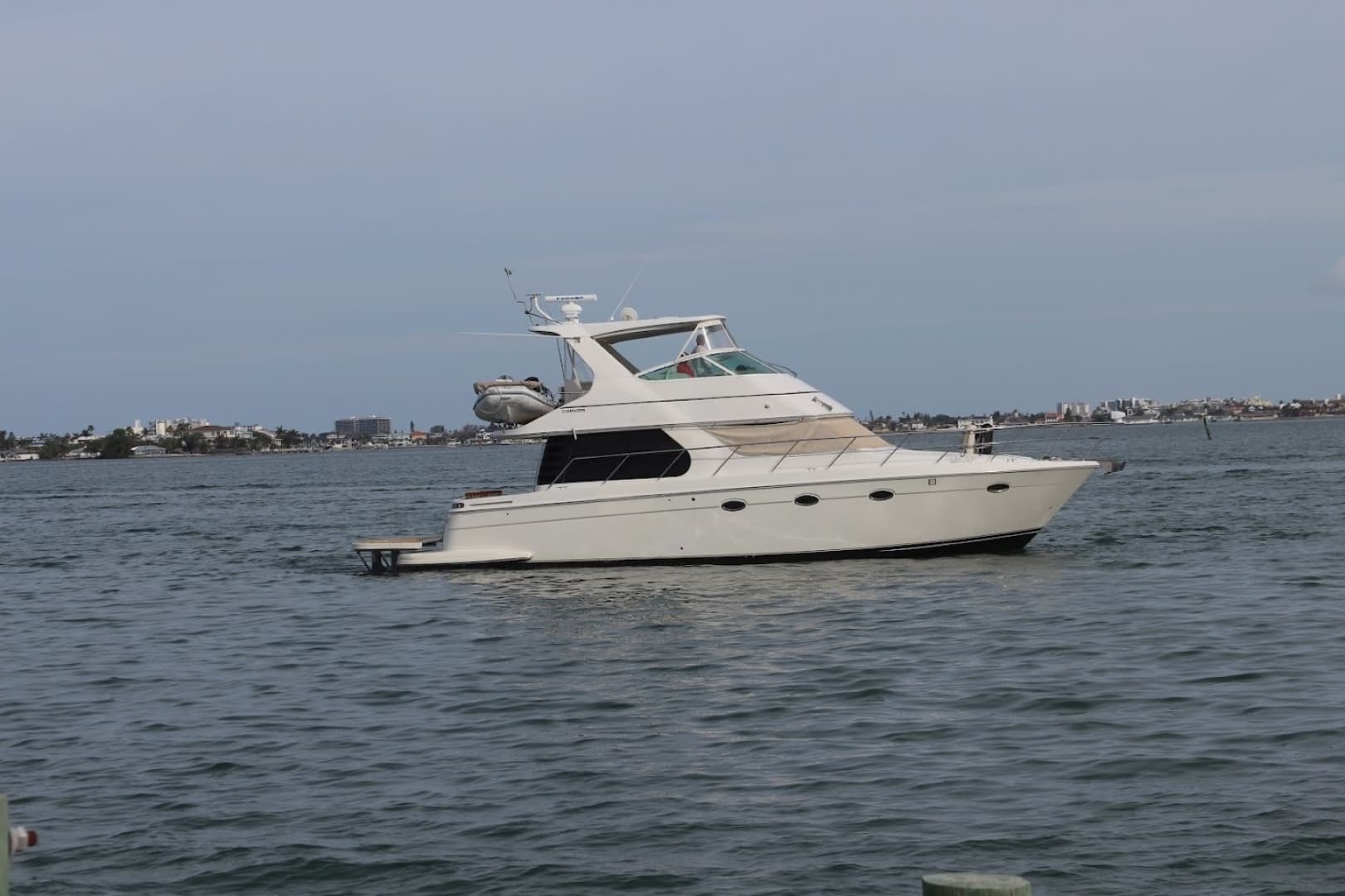 2005 Carver 46 Voyager