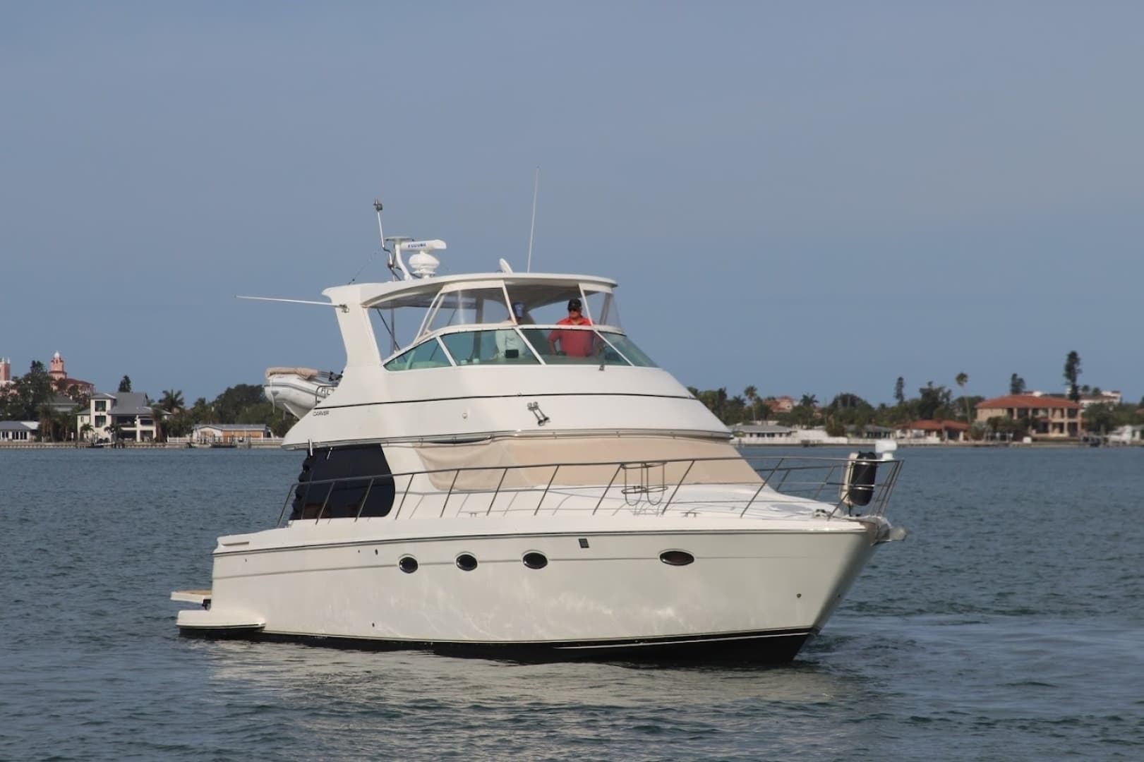 2005 Carver 46 Voyager