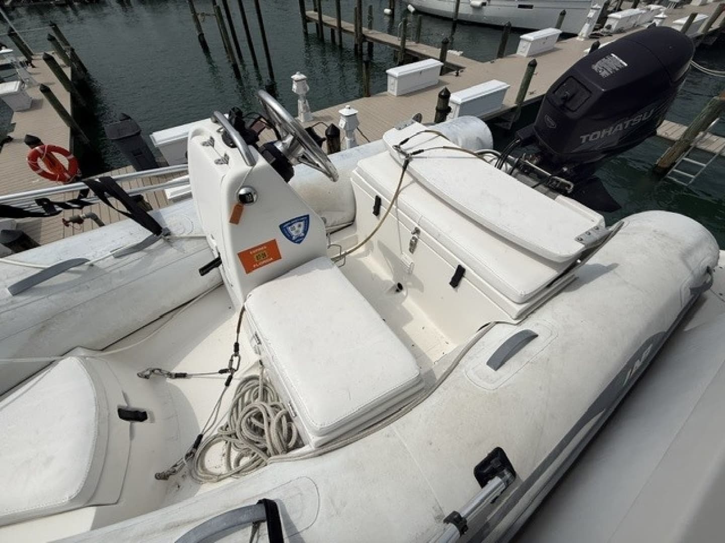 2005 Carver 46 Voyager