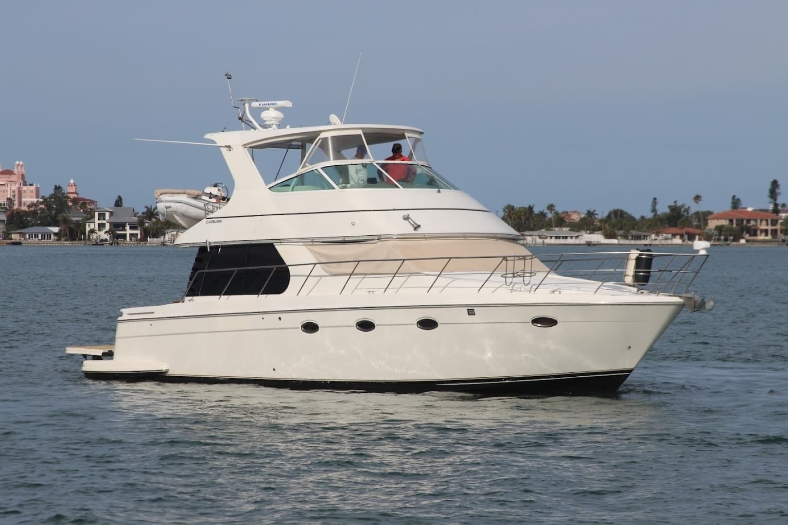 2005 Carver 46 Voyager
