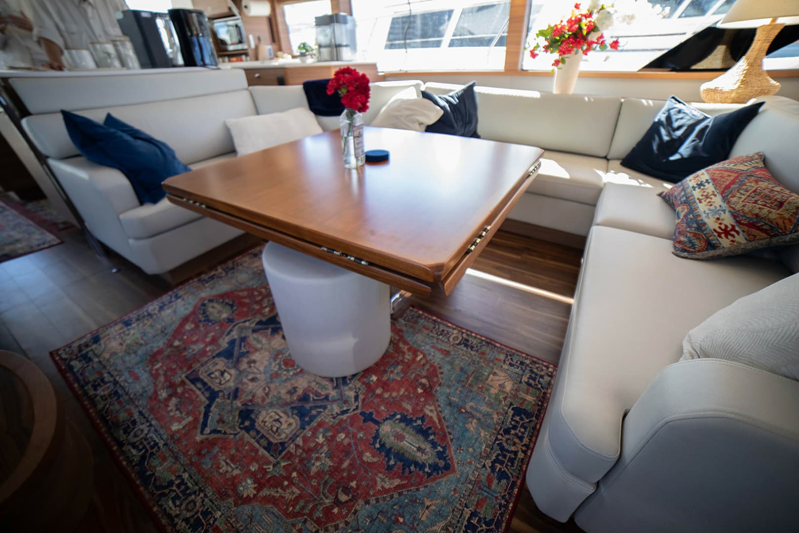 2024 Aquila 54 Yacht