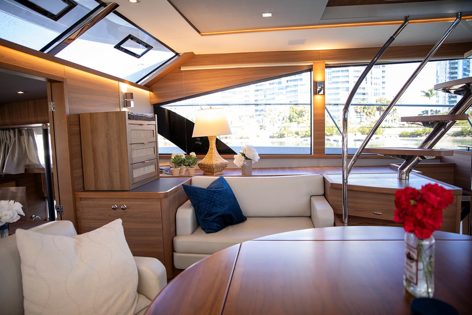 2024 Aquila 54 Yacht