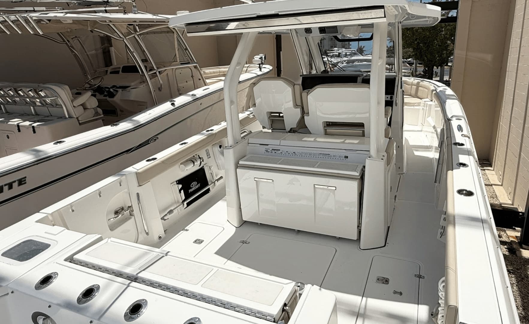 2020 Pursuit S328