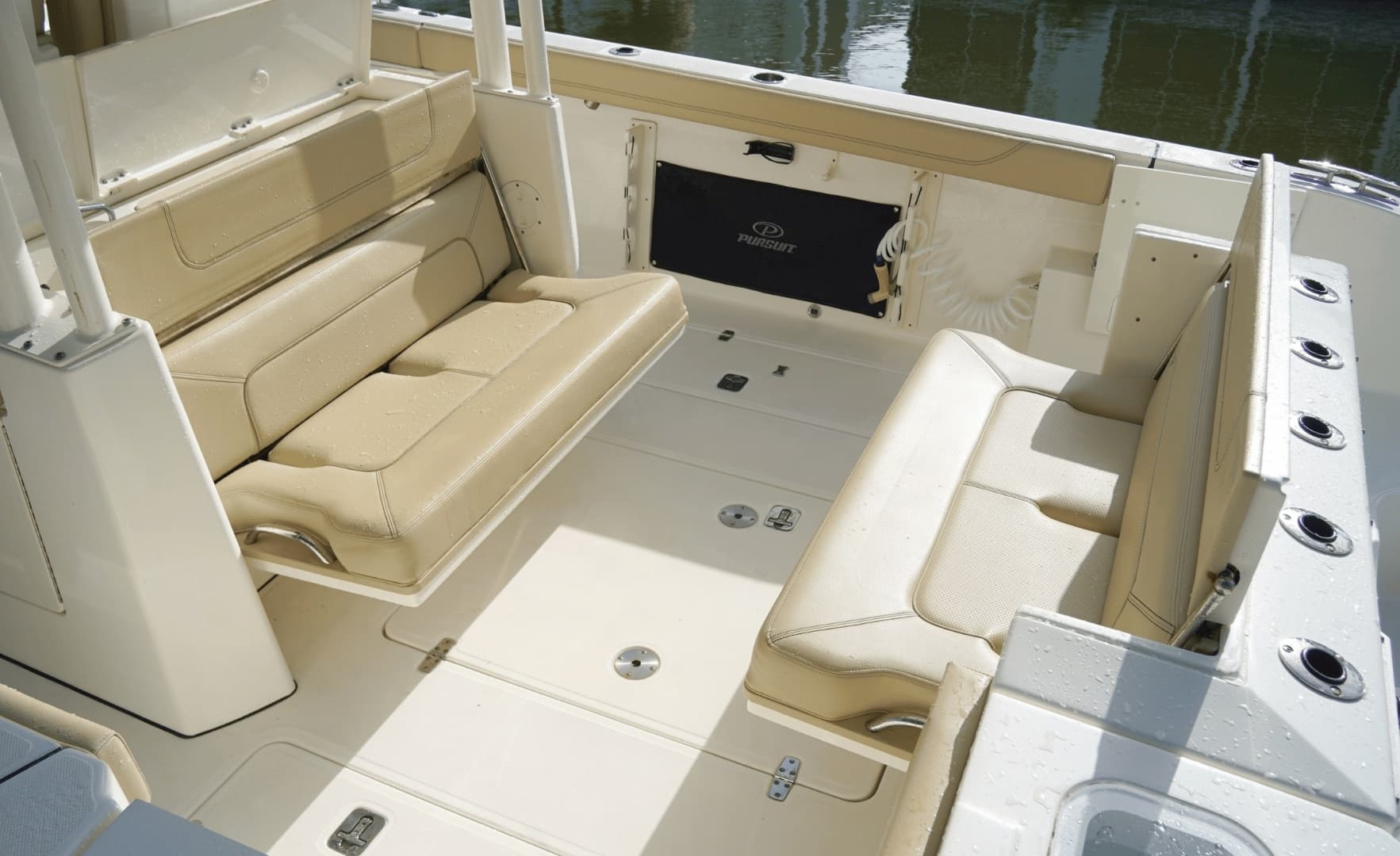 2020 Pursuit S328