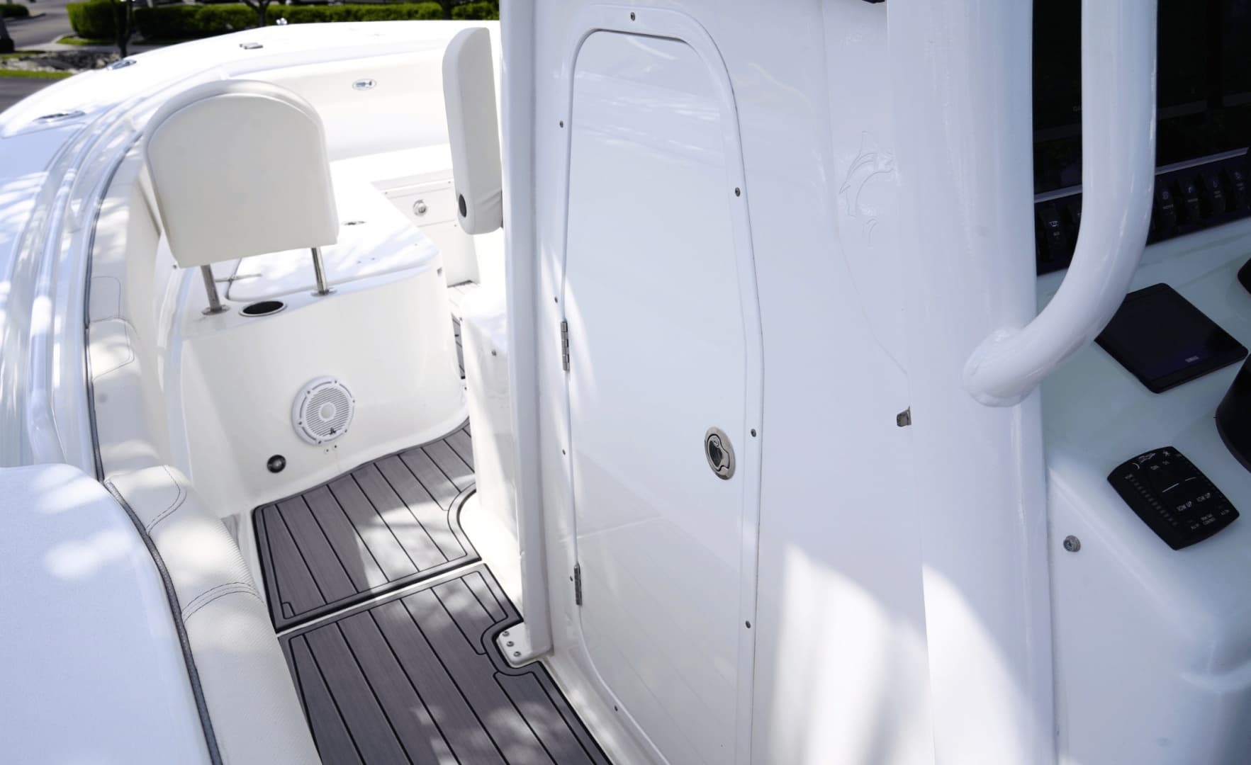 2025 Sea Hunt Ultra 305SE