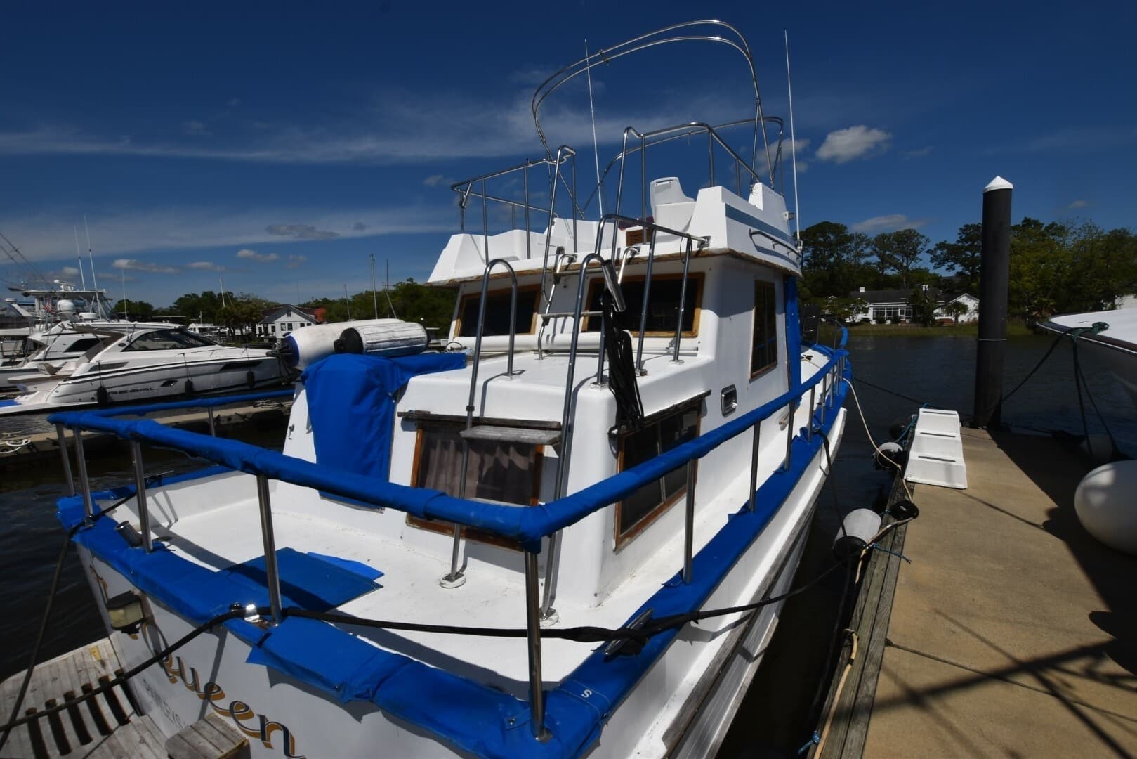 1988 Marine Trader 