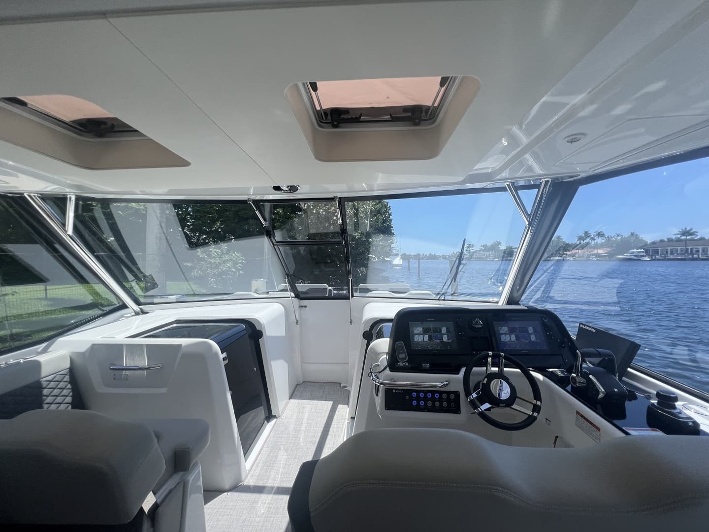 2025 Aquila 36 Sport