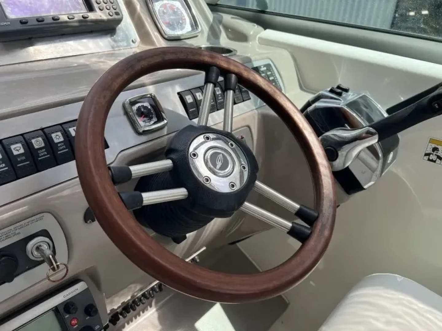 2013 Chaparral 290 Signature