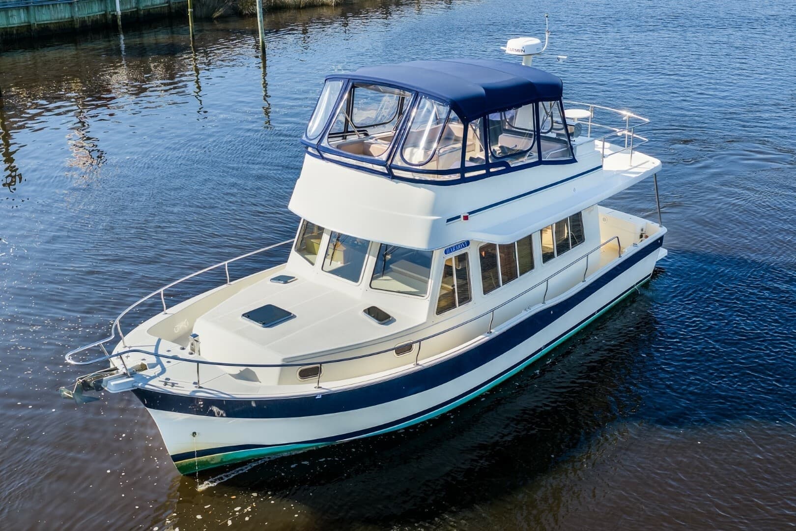 2009 Mainship Expedition 40