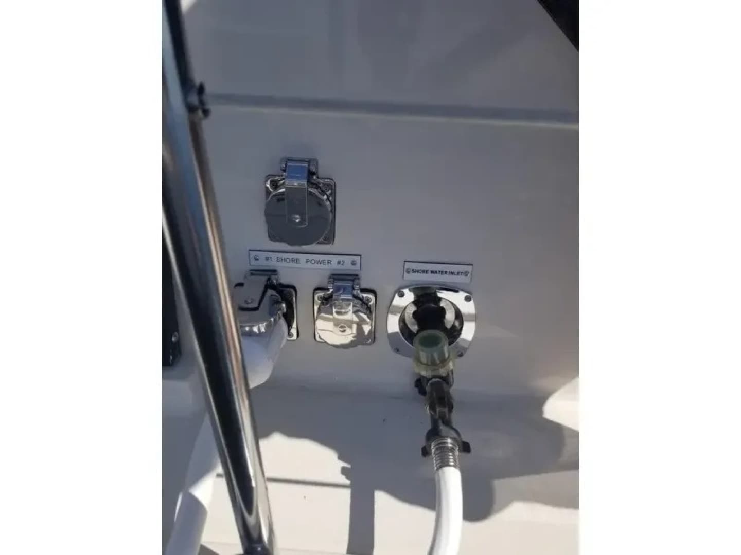 1989 Chris-Craft Catalina 381