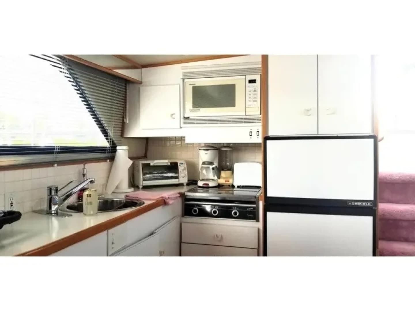 1989 Chris-Craft Catalina 381