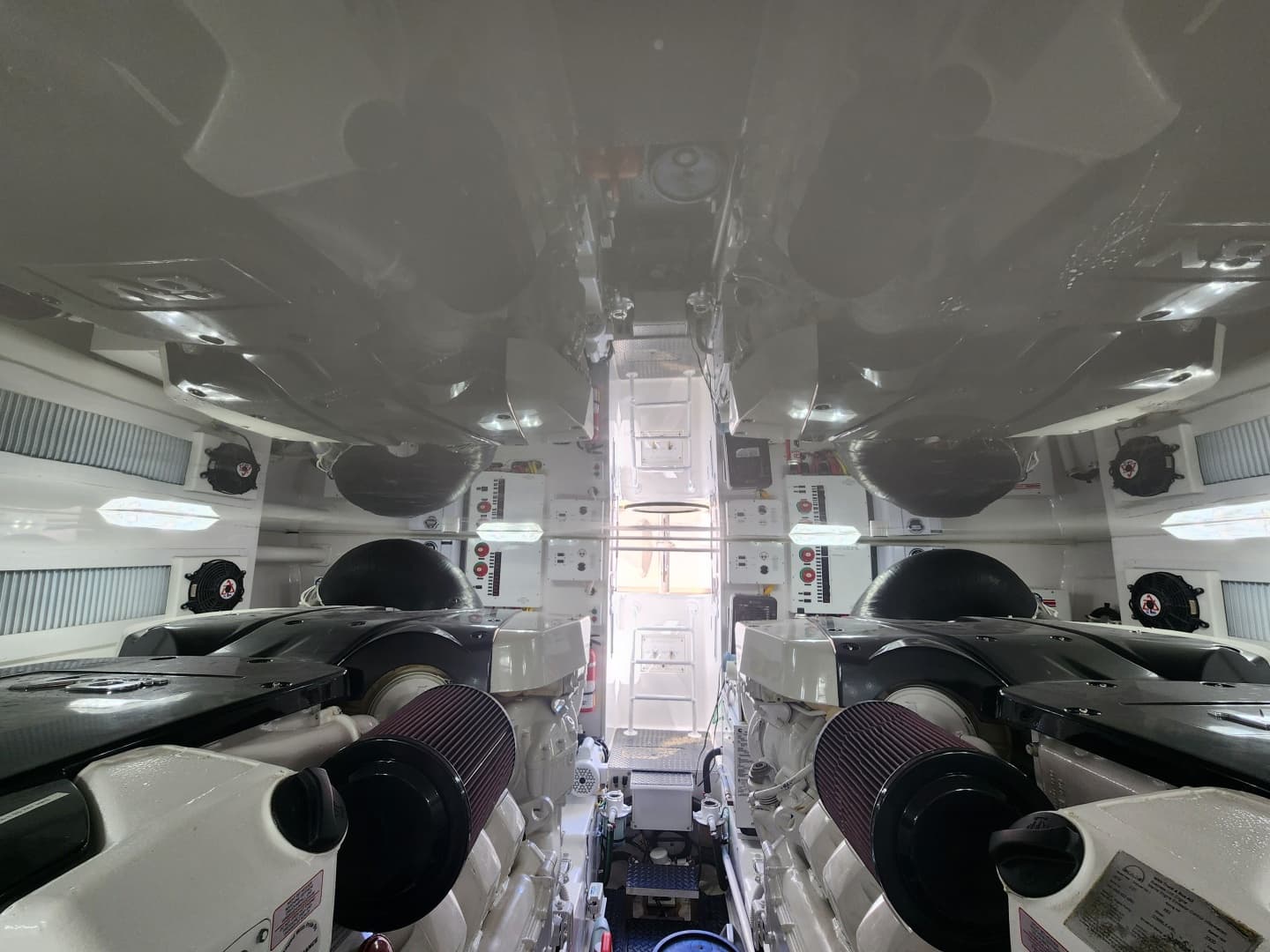 2018 Viking 48 Sport Tower