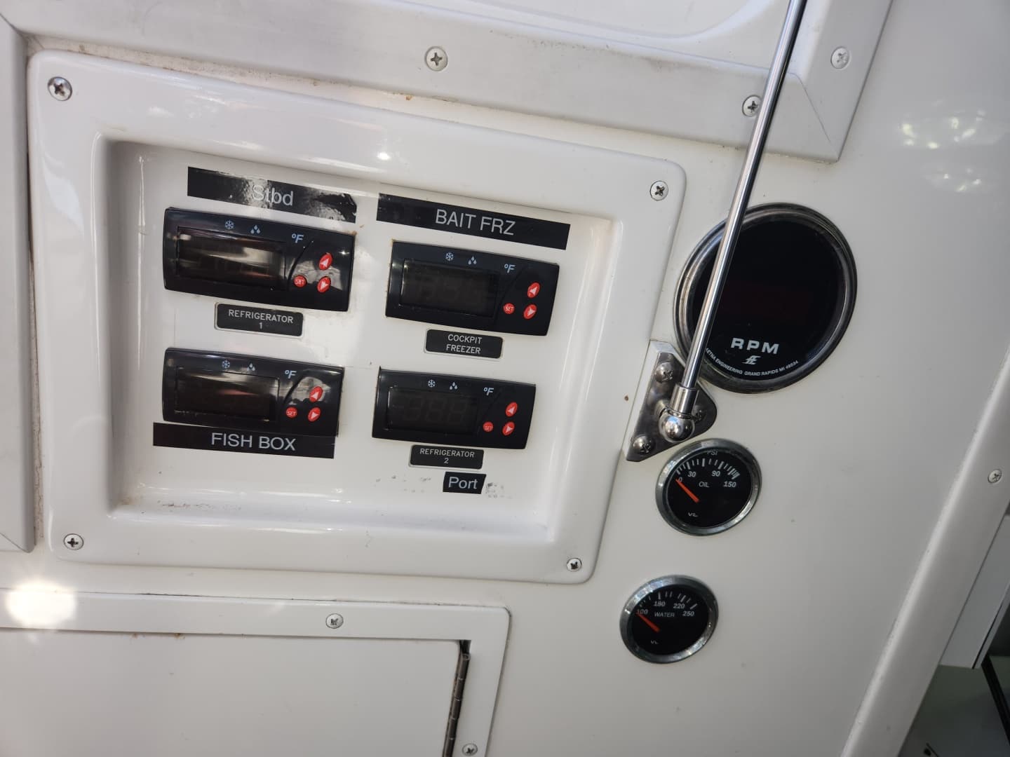 2018 Viking 48 Sport Tower