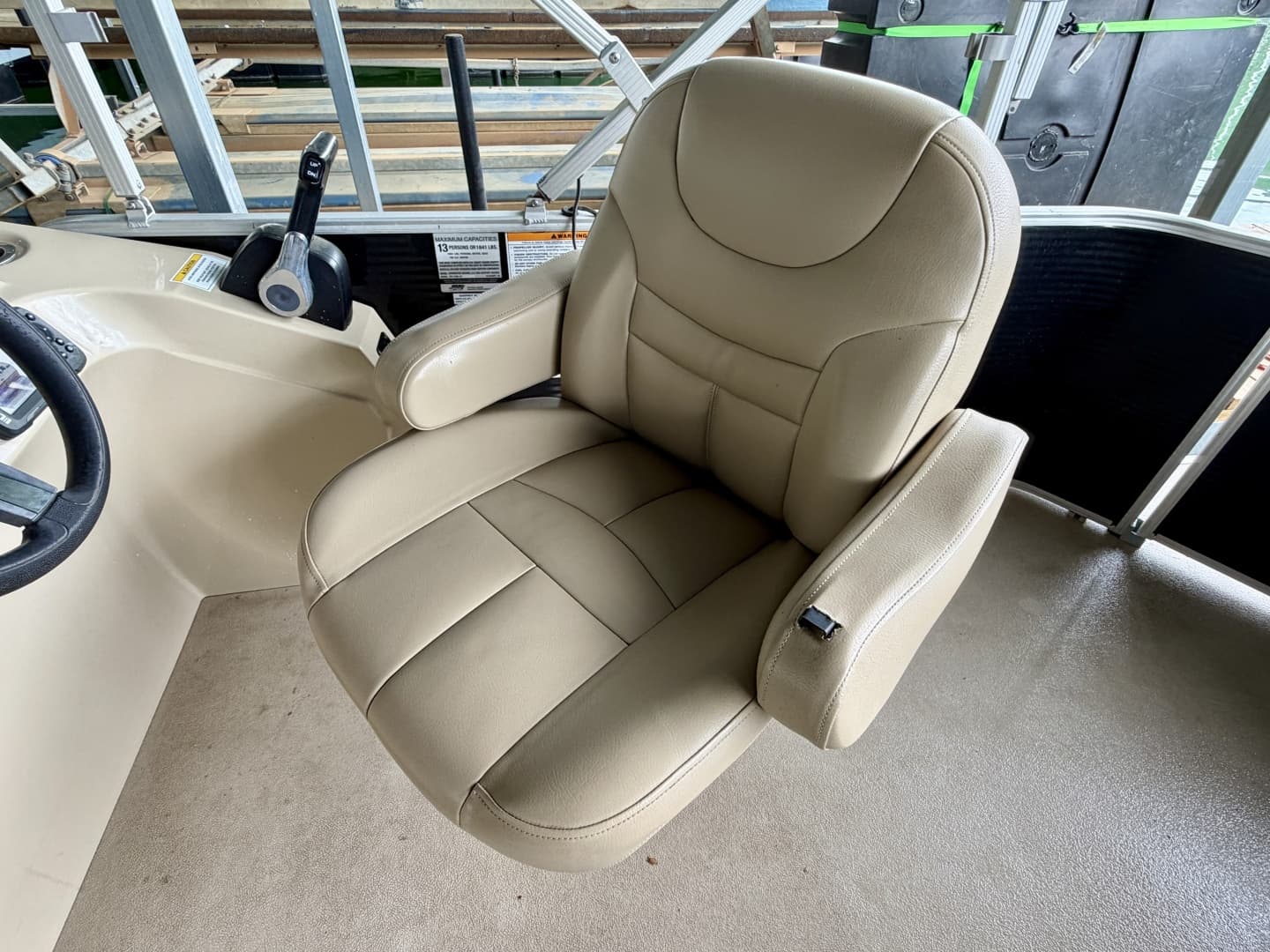 2019 Sweetwater 2386 Cruise Pontoon