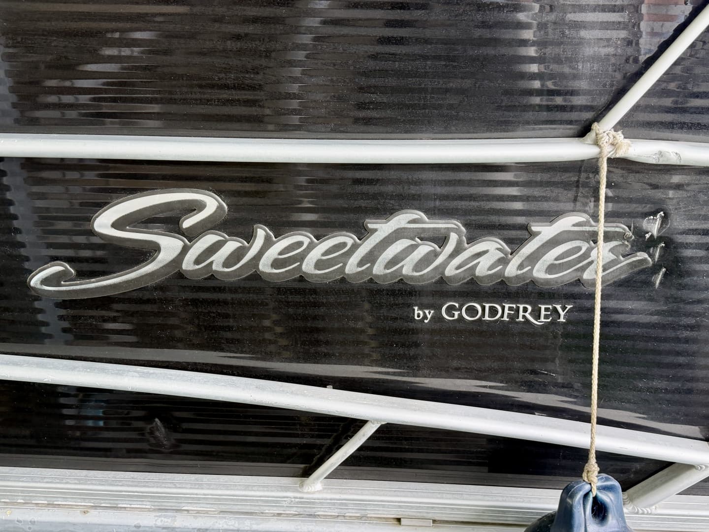 2019 Sweetwater 2386 Cruise Pontoon