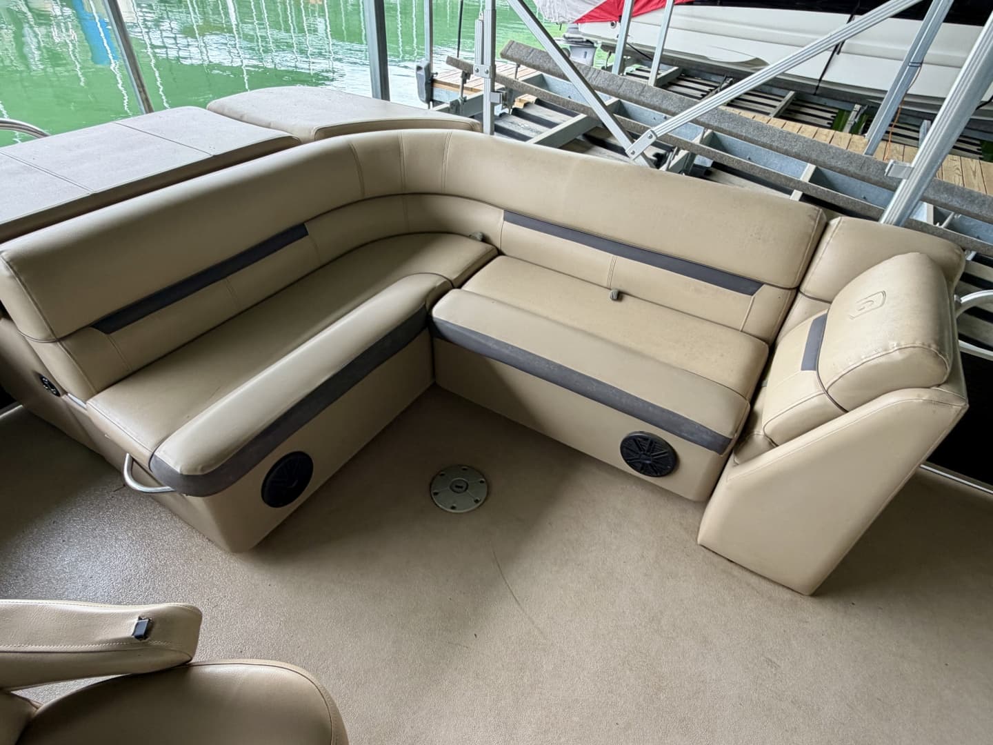 2019 Sweetwater 2386 Cruise Pontoon
