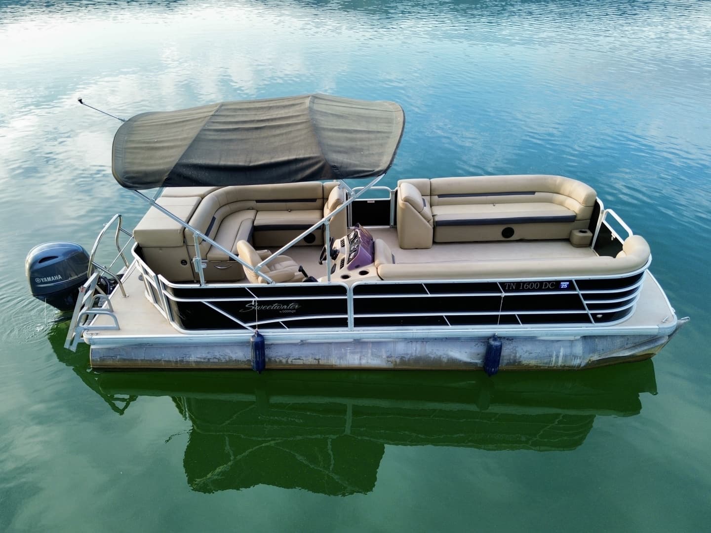 2019 Sweetwater 2386 Cruise Pontoon