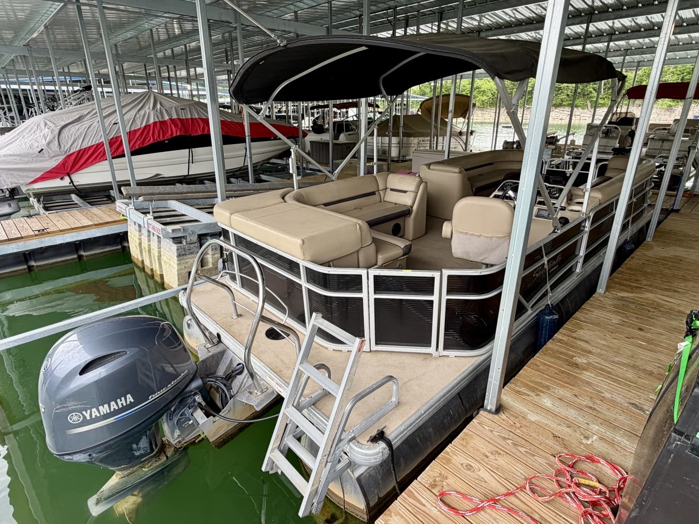 2019 Sweetwater 2386 Cruise Pontoon