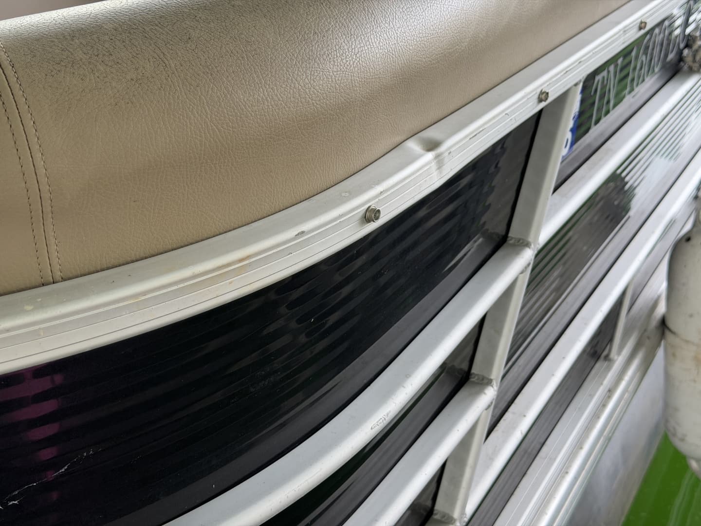 2019 Sweetwater 2386 Cruise Pontoon