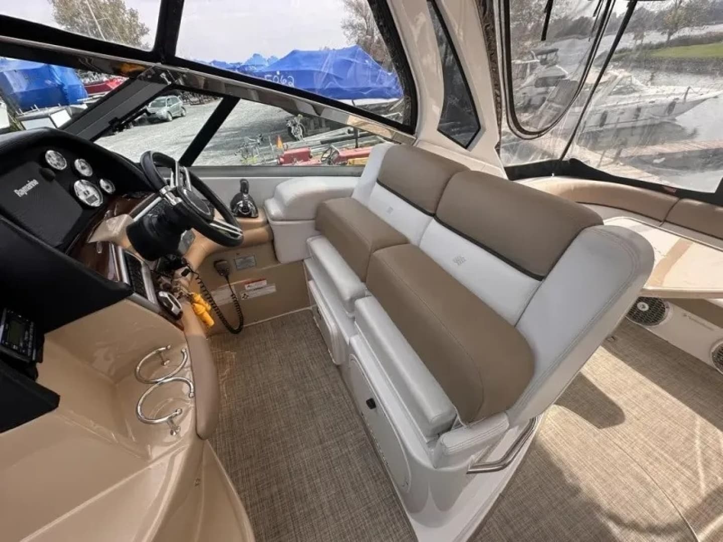 2015 Four Winns 375 Vista