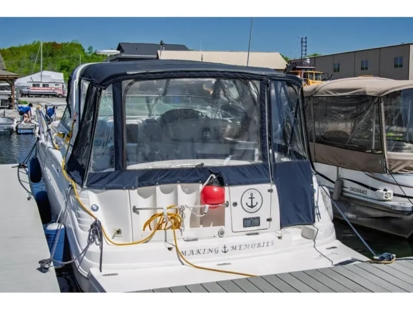 2003 Rinker Fieste Vee 342