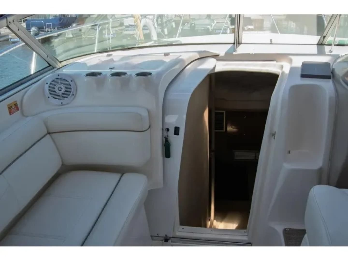 2003 Rinker Fieste Vee 342