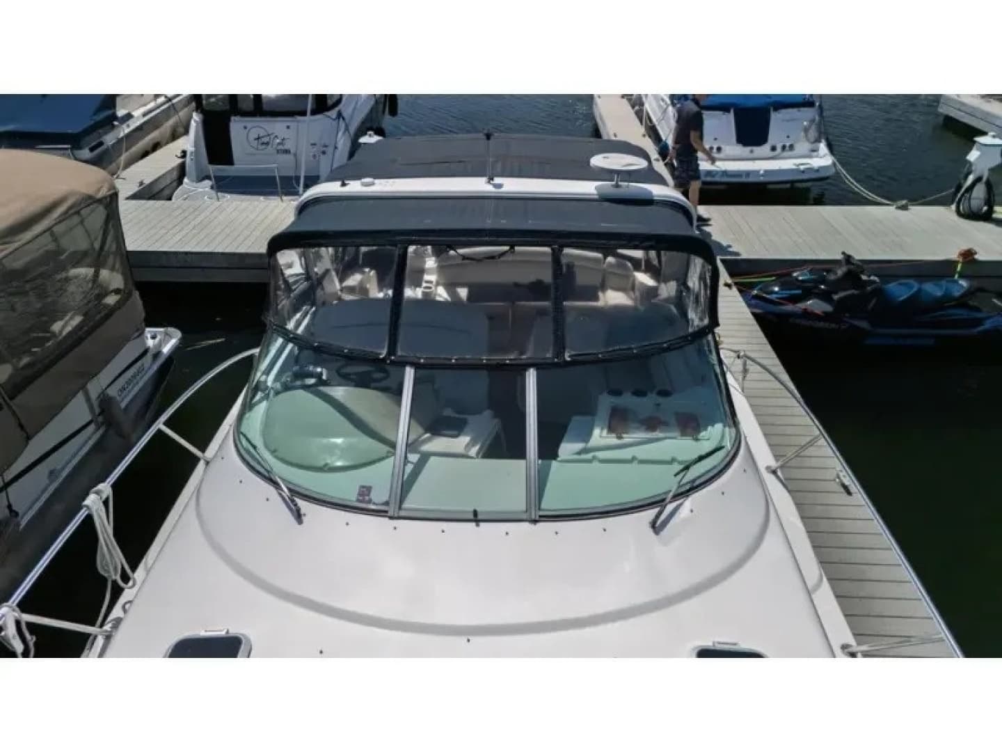2003 Rinker Fieste Vee 342