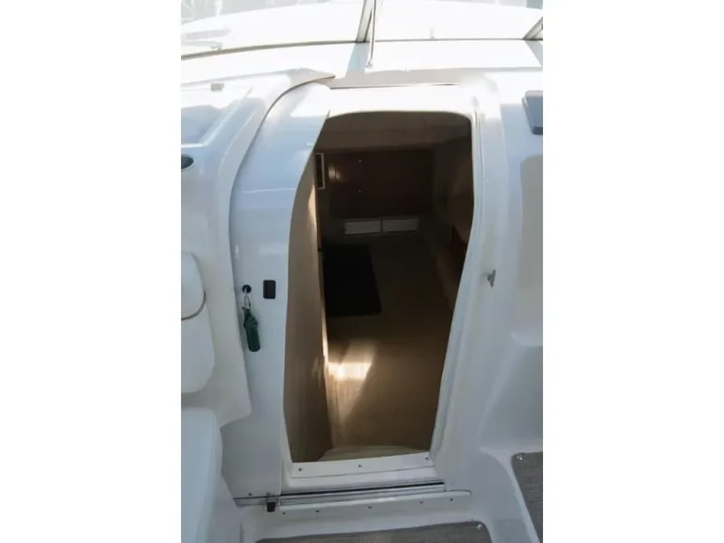 2003 Rinker Fieste Vee 342