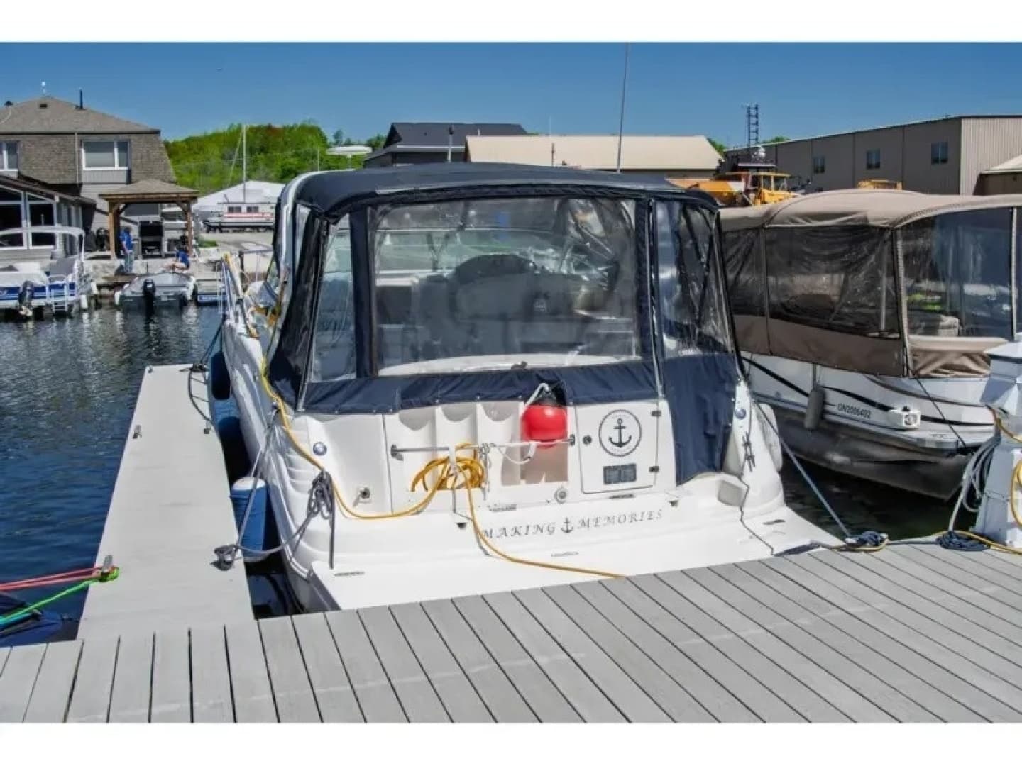 2003 Rinker Fieste Vee 342