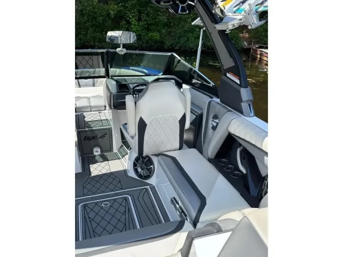 2017 Tige RZX3