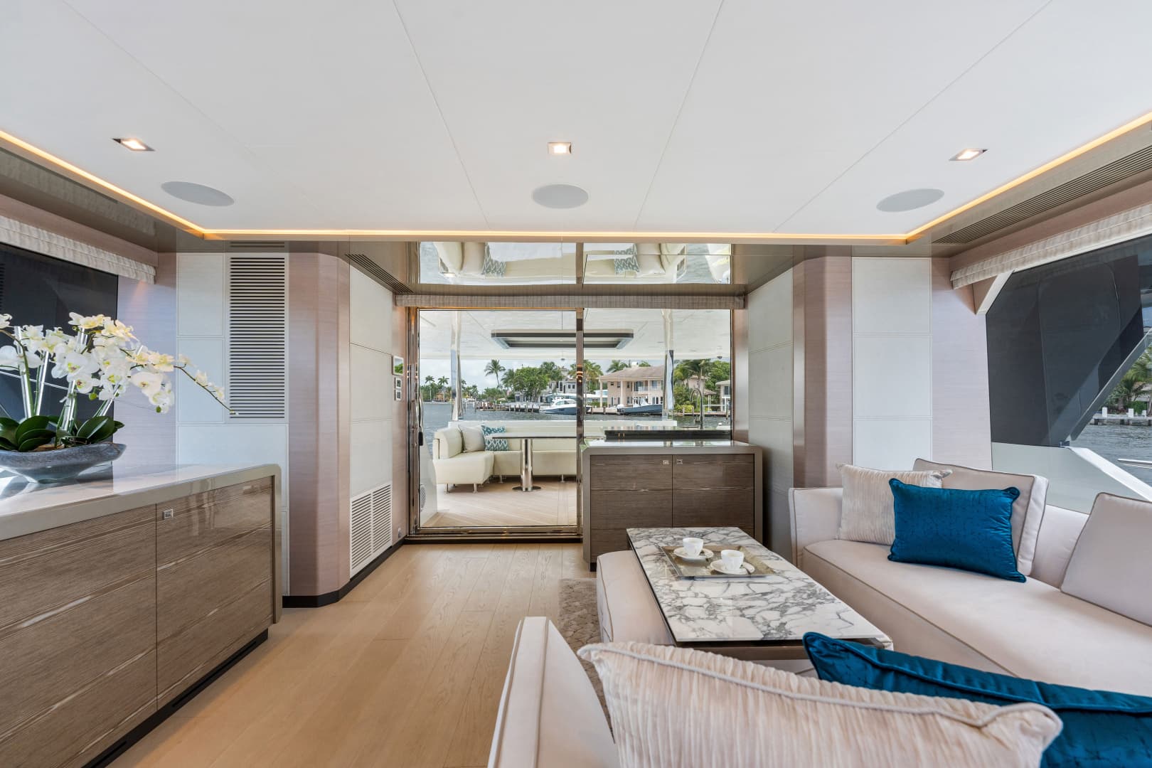2023 Ocean Alexander 27R