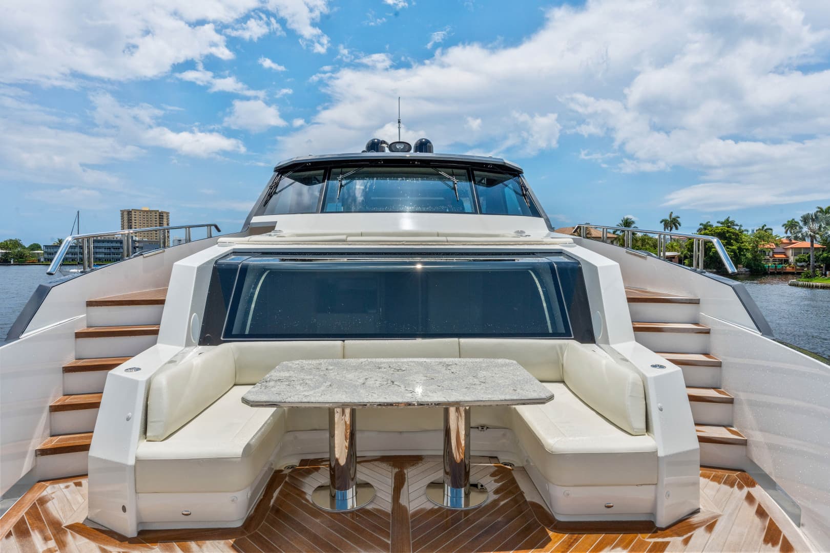 2023 Ocean Alexander 27R