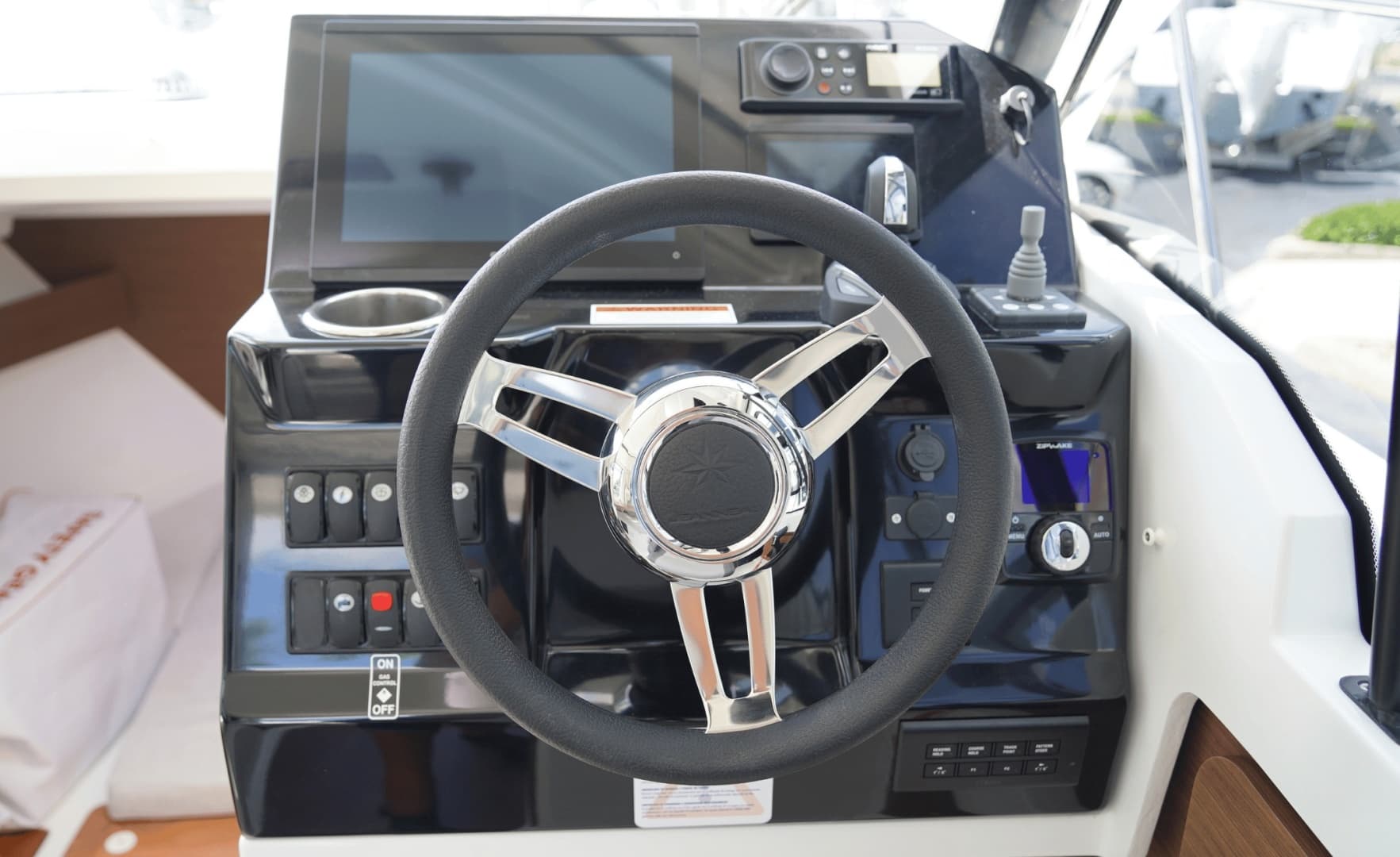2023 Jeanneau NC 795 S2