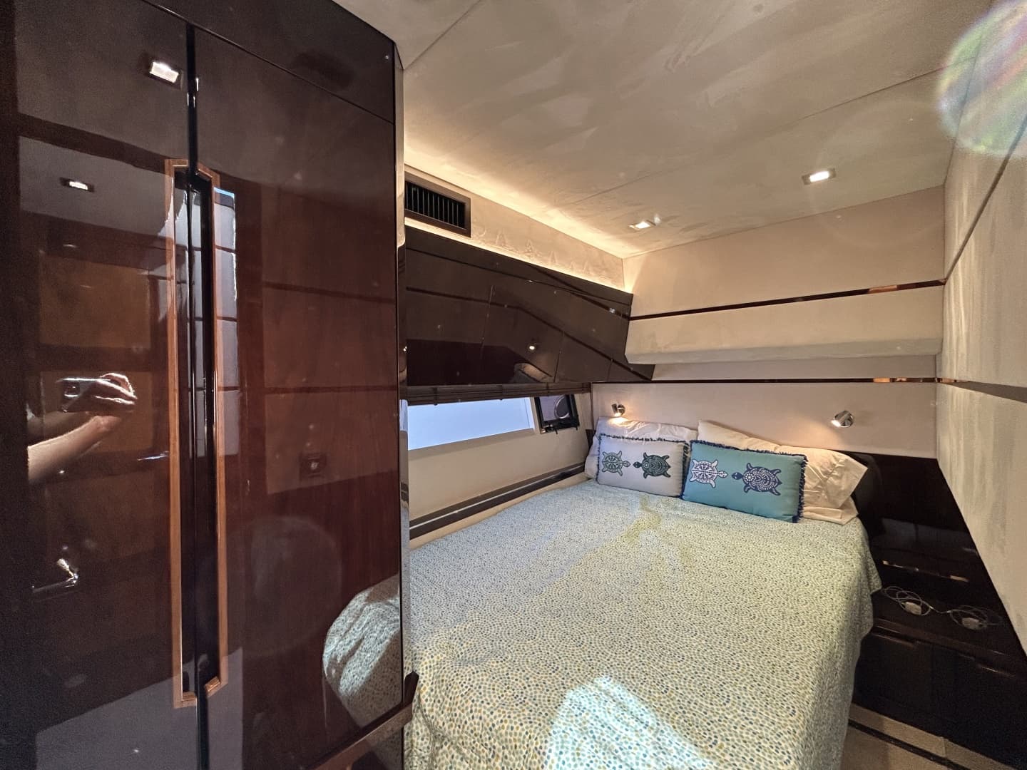 2019 Galeon 550 FLY