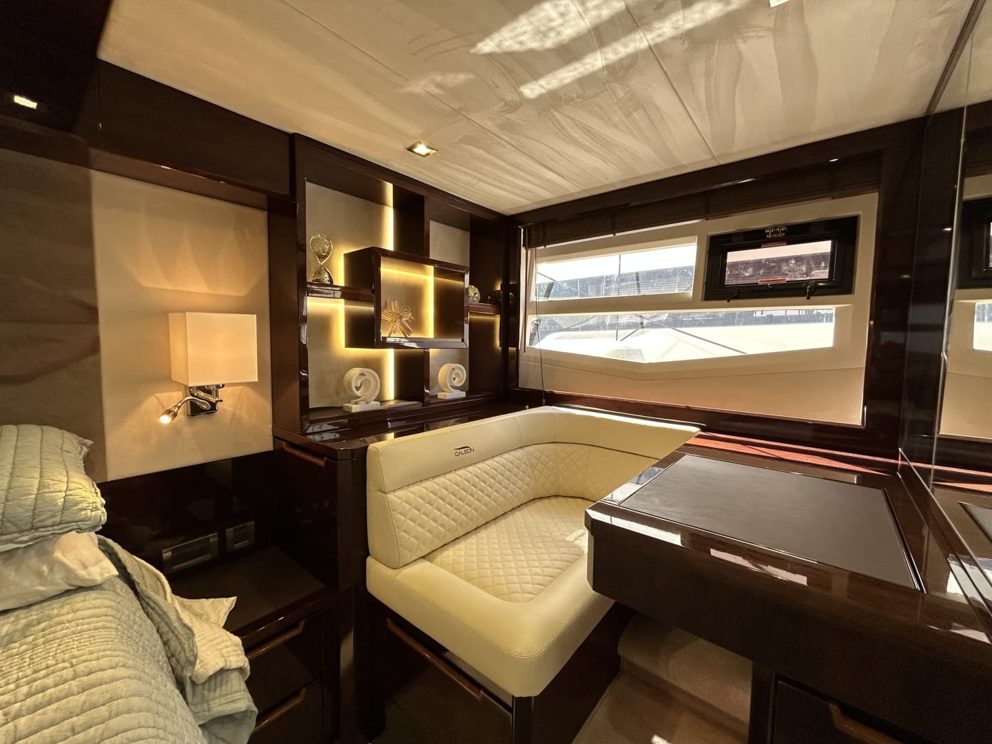 2019 Galeon 550 FLY