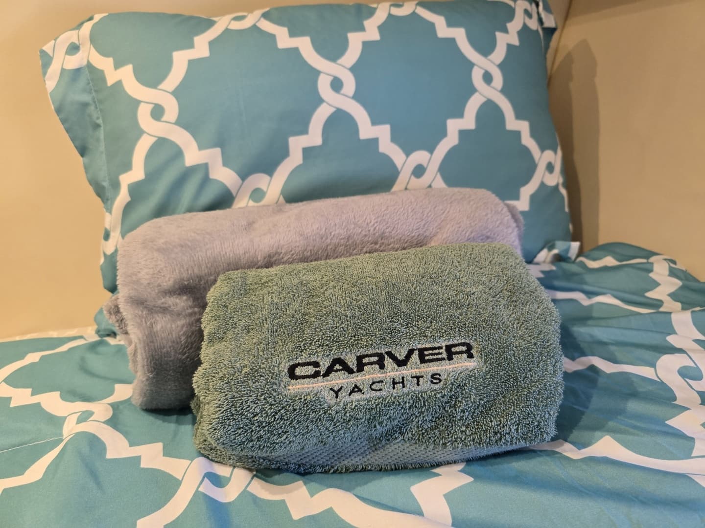 2001 Carver 570 Voyager Pilothouse