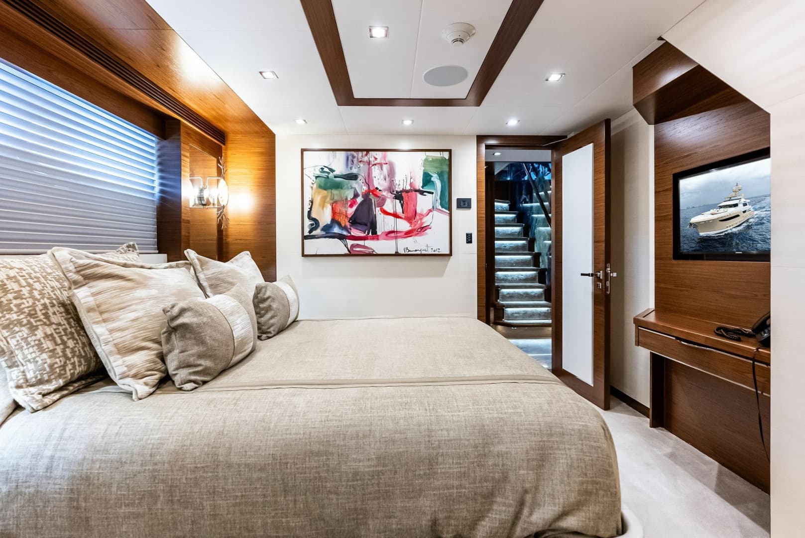 VIP guest cabin, aft view