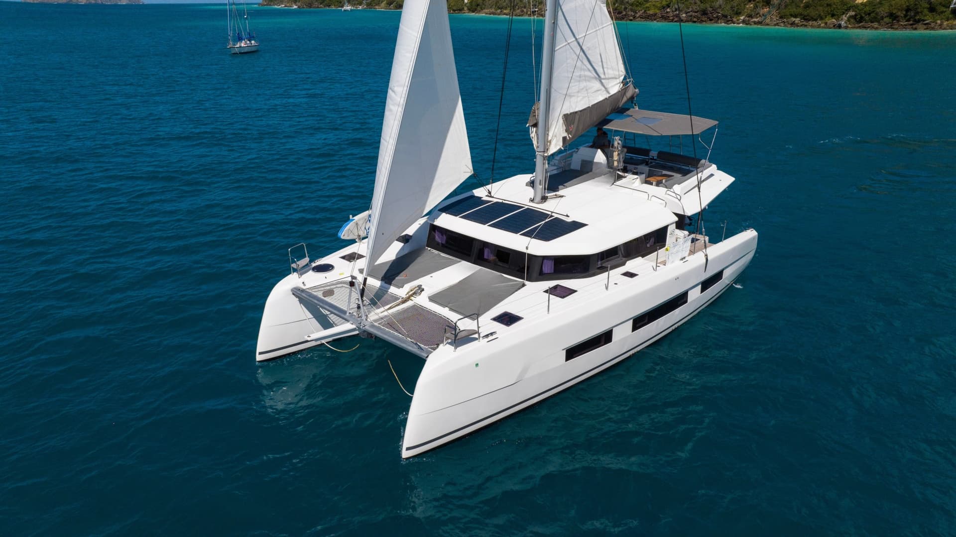 2021 Dufour 48