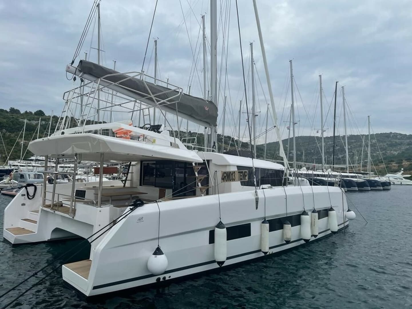 2021 Dufour 48