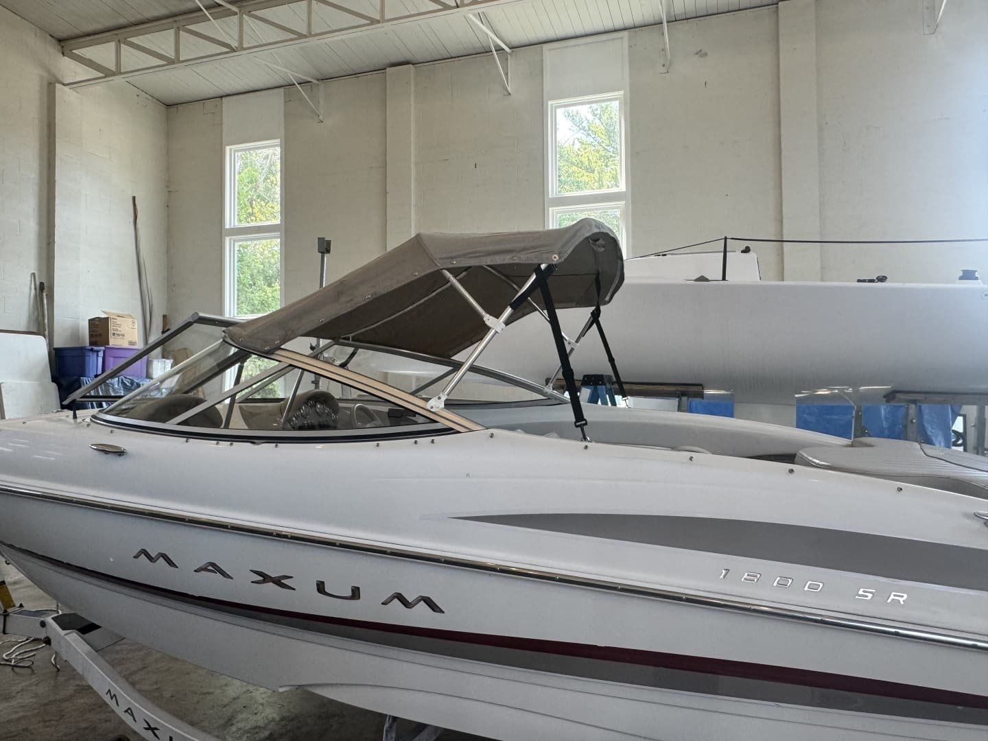 2002 Maxum 